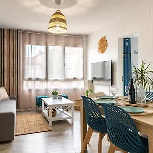 https://reve-bleu.midi-pyreneeshotels.com